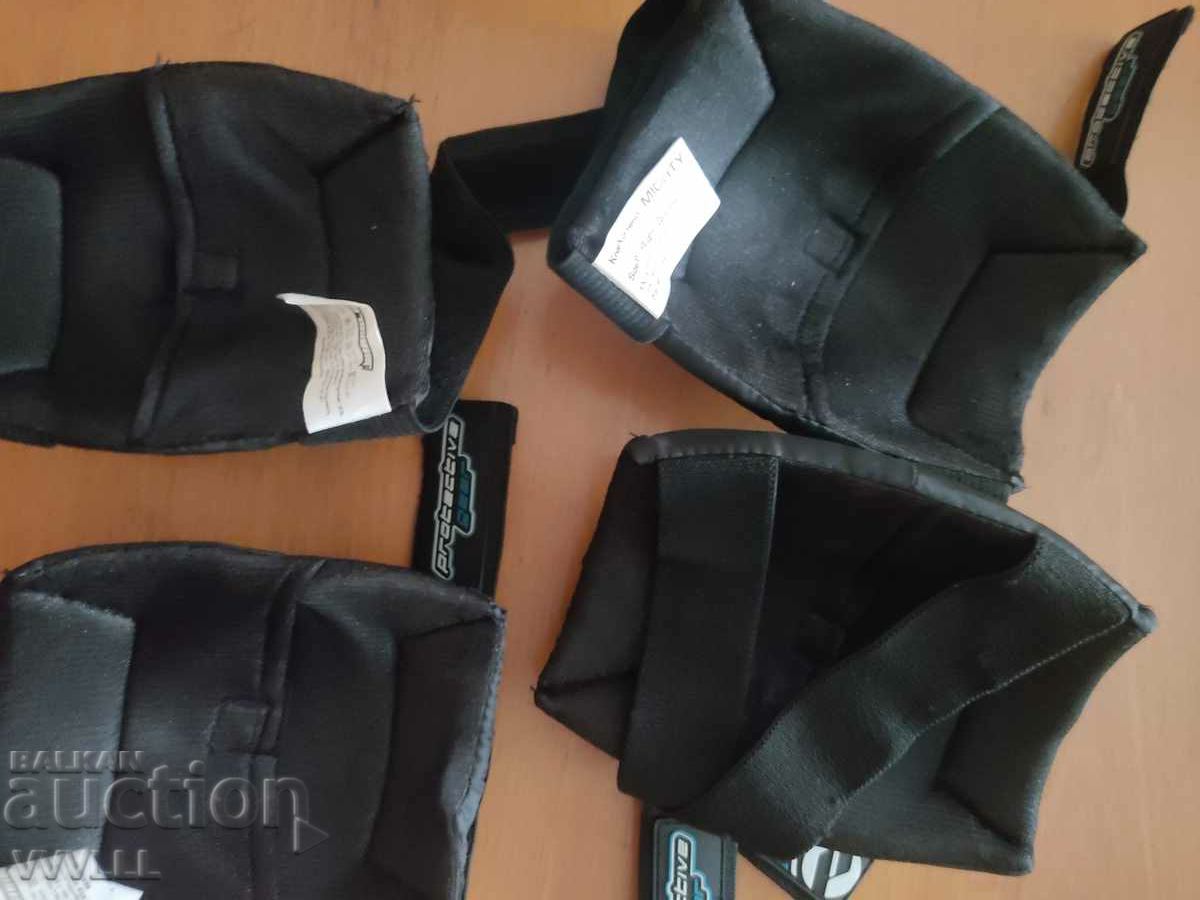Knee pads, elbow pads and helmet. with price 30.00 BGN | € 15.34 Knee pads, elbow pads and helmet. with price 30.00 BGN | € 15.34