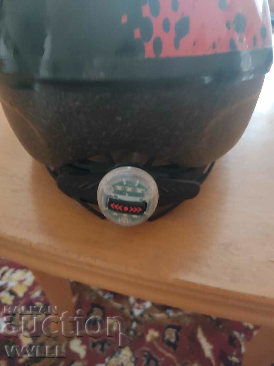 Knee pads, elbow pads and helmet. - 5