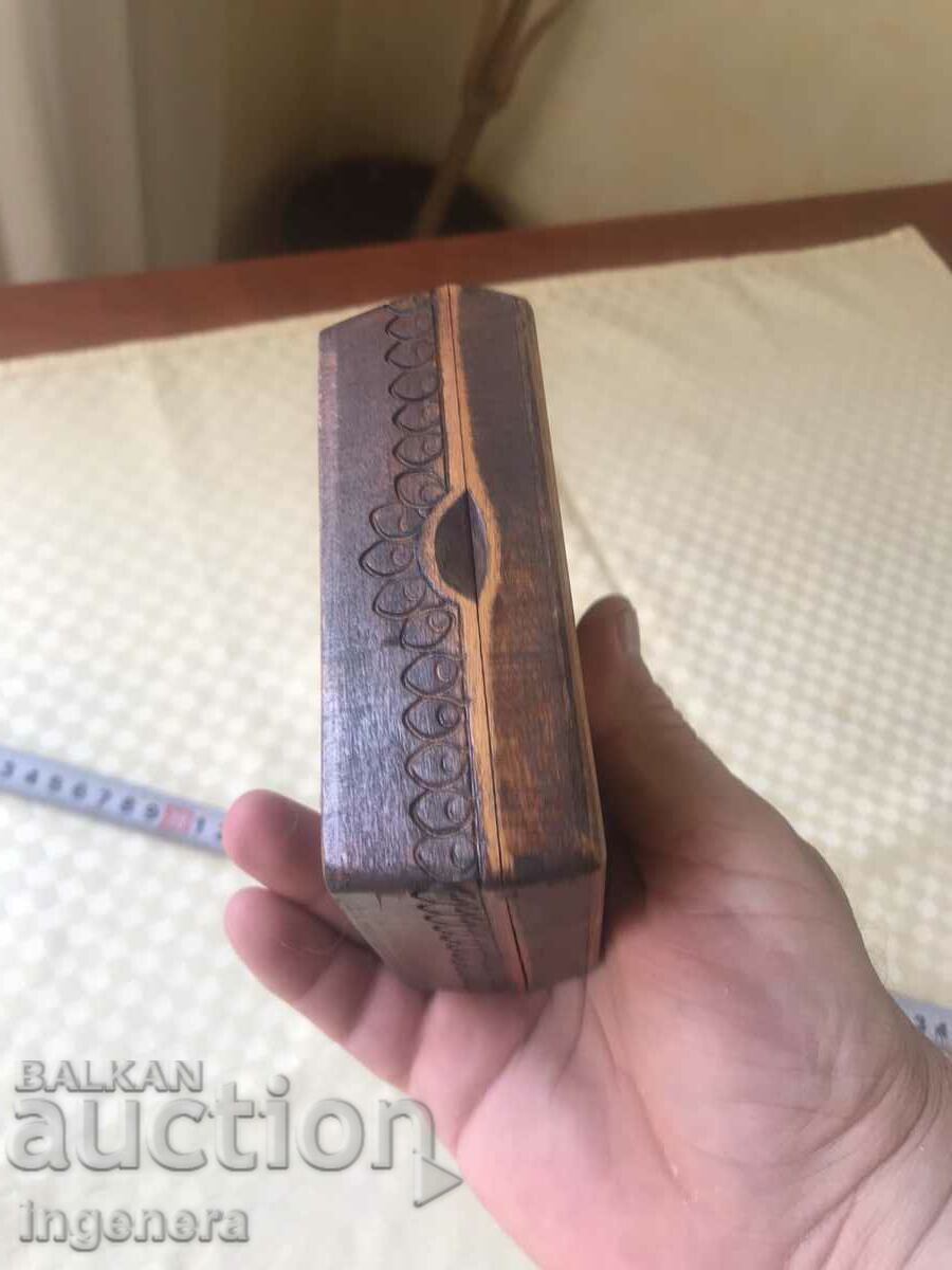 КУТИЯ ДЪРВО ПИРОГРАФ РИСУНЪК СТАРИННА ОТ СОЦА МОСТРА - 5 КУТИЯ ДЪРВО ПИРОГРАФ РИСУНЪК СТАРИННА ОТ СОЦА МОСТРА - 5