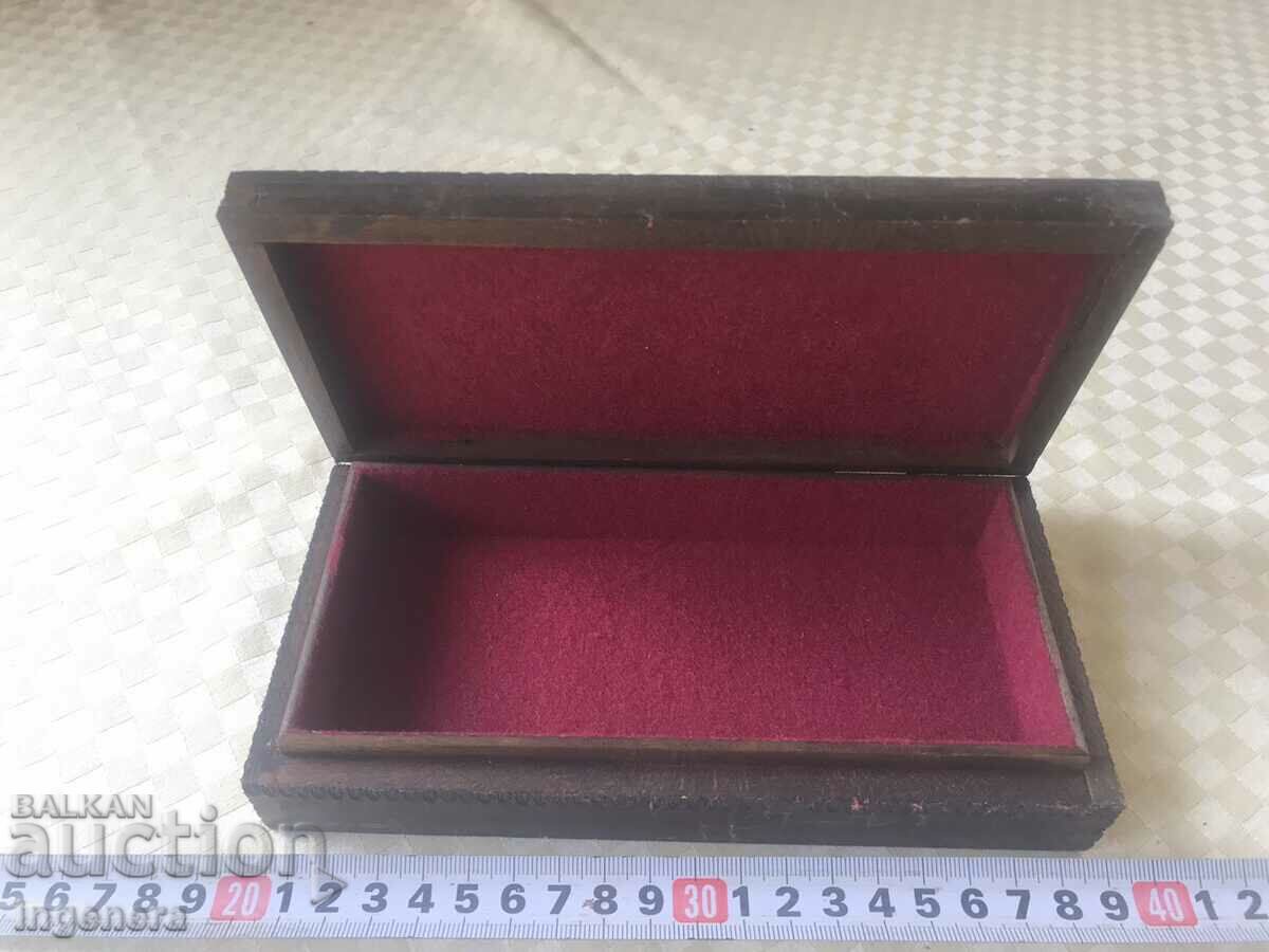 Аукцион КУТИЯ ДЪРВО ПИРОГРАФ РИСУНЪК СТАРИННА ОТ СОЦА МОСТРА Аукцион КУТИЯ ДЪРВО ПИРОГРАФ РИСУНЪК СТАРИННА ОТ СОЦА МОСТРА