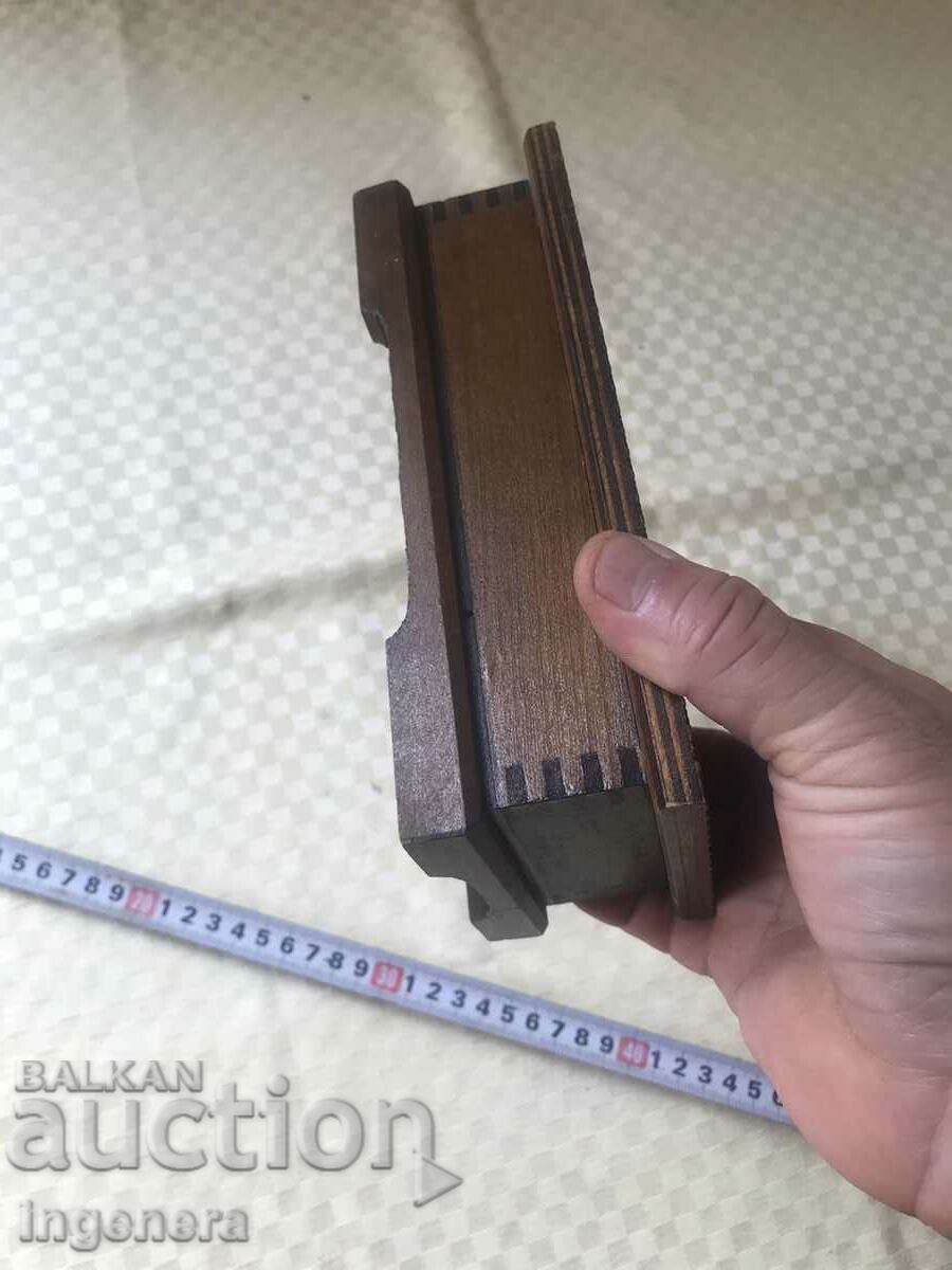 КУТИЯ ДЪРВО ПИРОГРАФ РИСУНЪК СТАРИННА ОТ СОЦА МОСТРА - 5 КУТИЯ ДЪРВО ПИРОГРАФ РИСУНЪК СТАРИННА ОТ СОЦА МОСТРА - 5