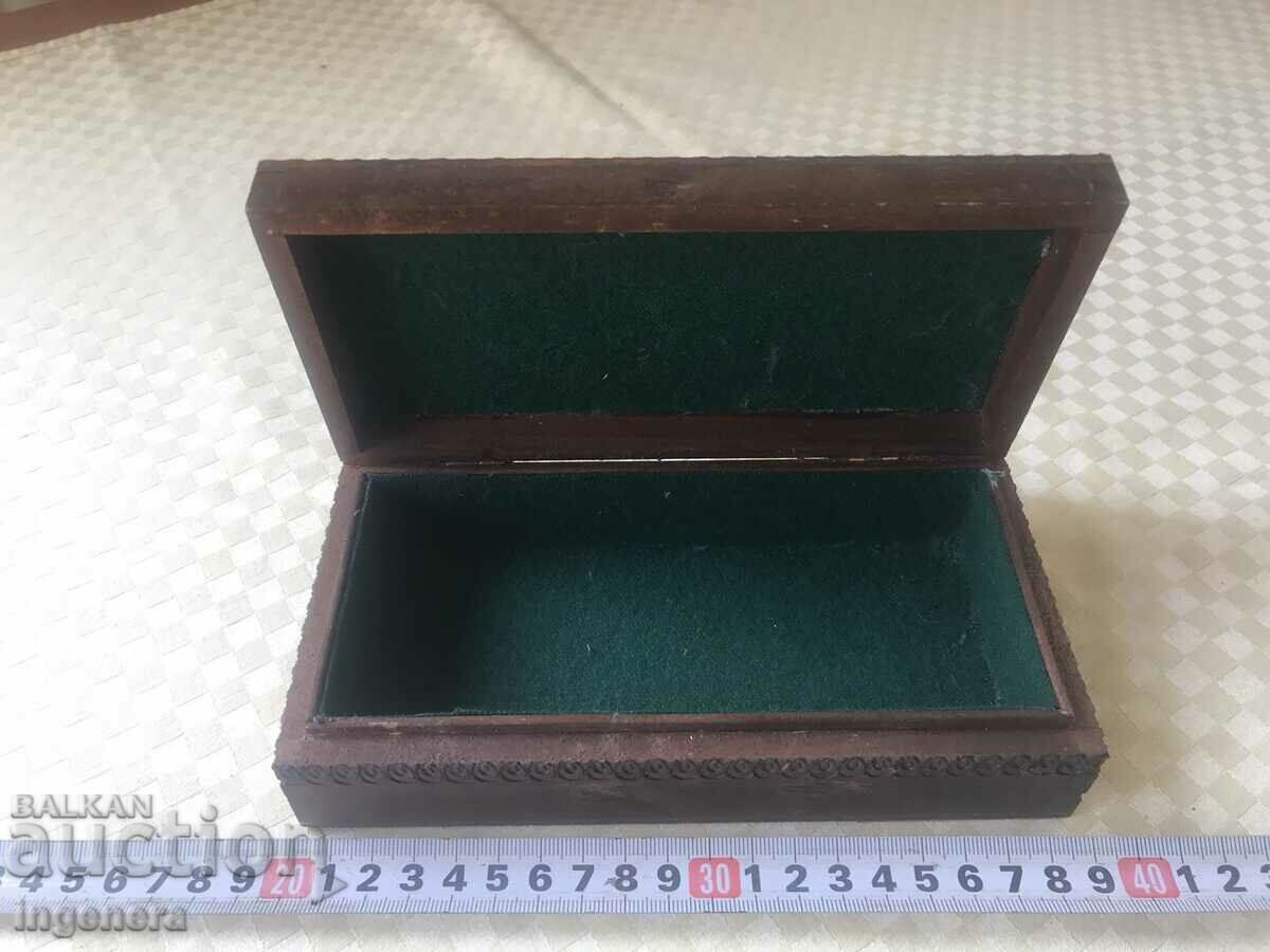 Аукцион КУТИЯ ДЪРВО ПИРОГРАФ РИСУНЪК СТАРИННА ОТ СОЦА МОСТРА Аукцион КУТИЯ ДЪРВО ПИРОГРАФ РИСУНЪК СТАРИННА ОТ СОЦА МОСТРА