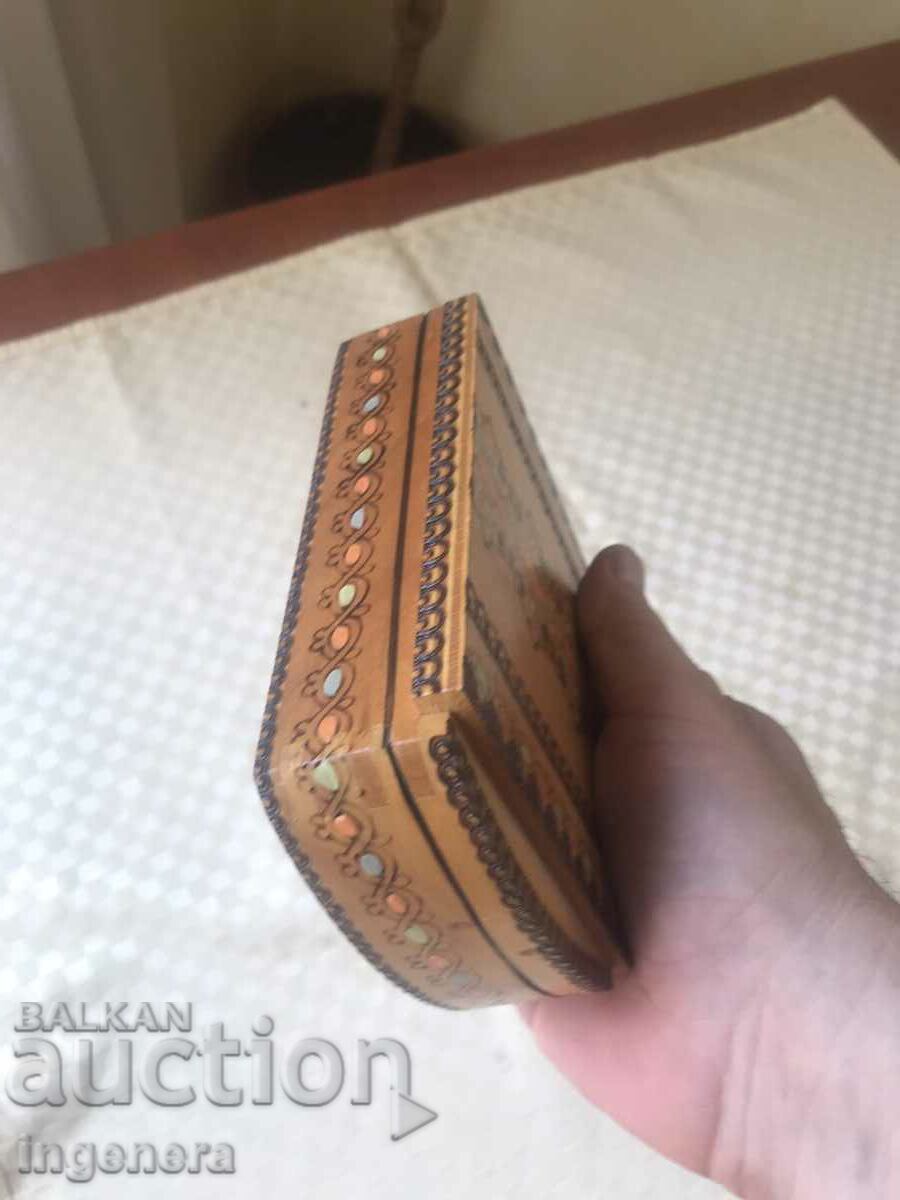 КУТИЯ ДЪРВО ПИРОГРАФ РИСУНЪК СТАРИННА ОТ СОЦА МОСТРА - 5 КУТИЯ ДЪРВО ПИРОГРАФ РИСУНЪК СТАРИННА ОТ СОЦА МОСТРА - 5