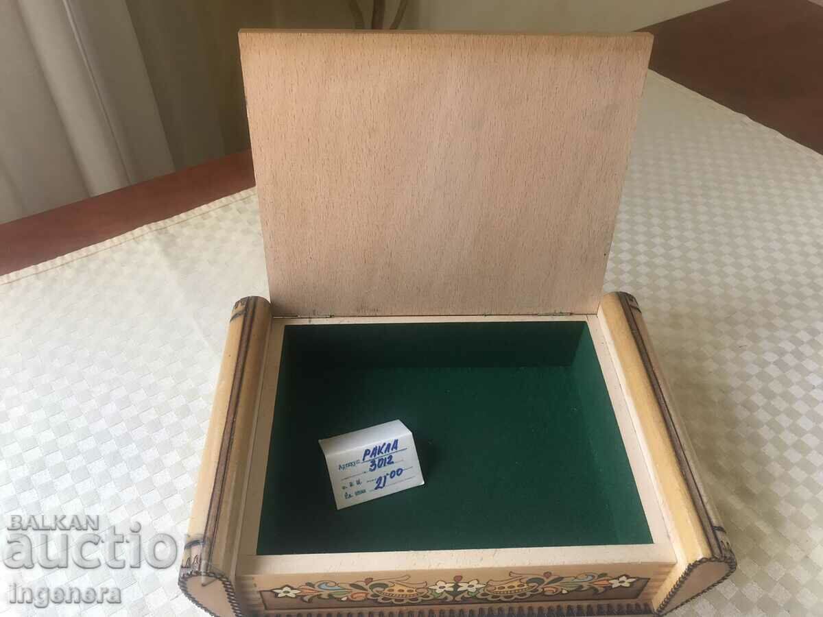 Аукцион КУТИЯ ДЪРВО ПИРОГРАФ РИСУНЪК СТАРИННА ОТ СОЦА МОСТРА Аукцион КУТИЯ ДЪРВО ПИРОГРАФ РИСУНЪК СТАРИННА ОТ СОЦА МОСТРА