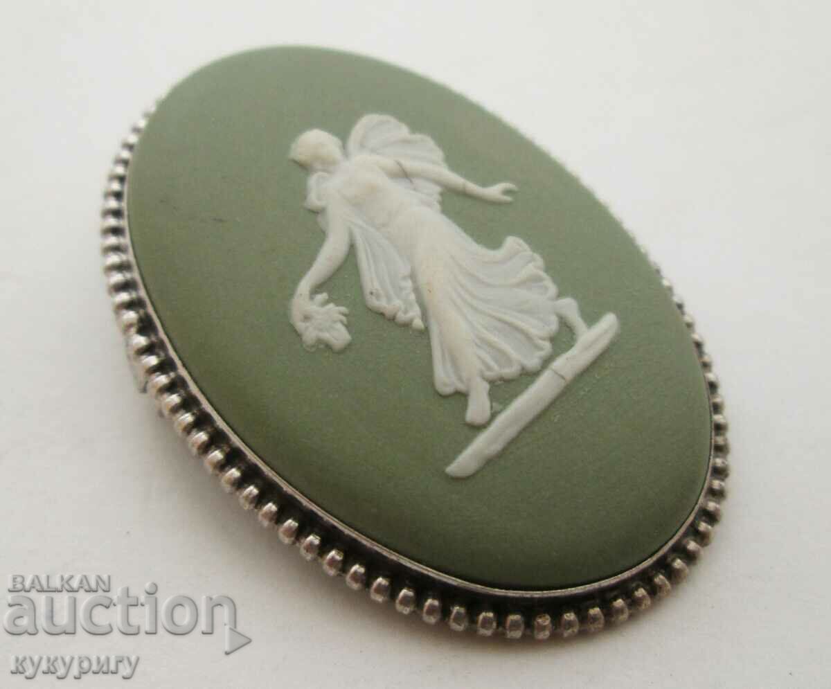 Bijuterii broșă damă engleză veche bijuterii realizate manual cu preț € 40.45 | 79.11 BGN