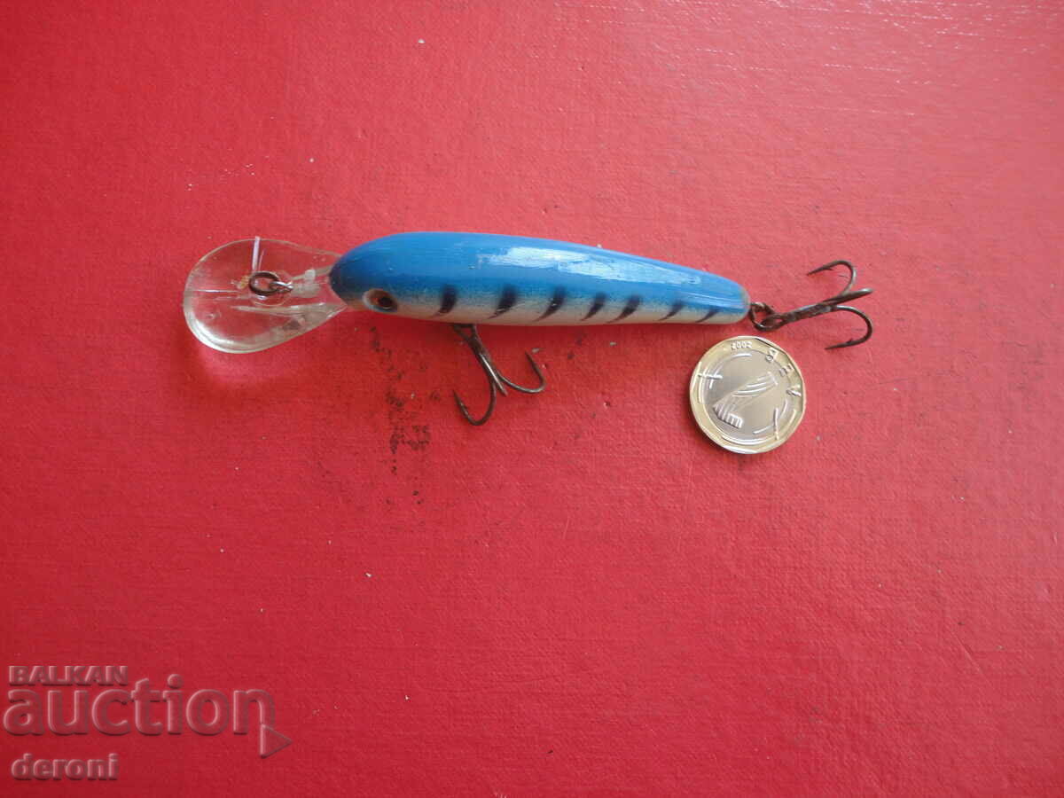 Nalucă de pescuit strălucitoare 5 cu preț 10.00 BGN | € 5.11 Nalucă de pescuit strălucitoare 5 cu preț 10.00 BGN | € 5.11