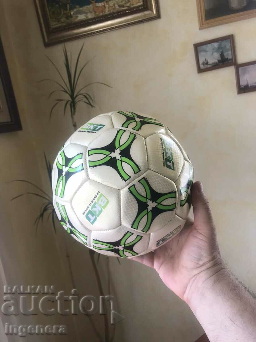 Livrarea MINGE DE FOTBAL NOU