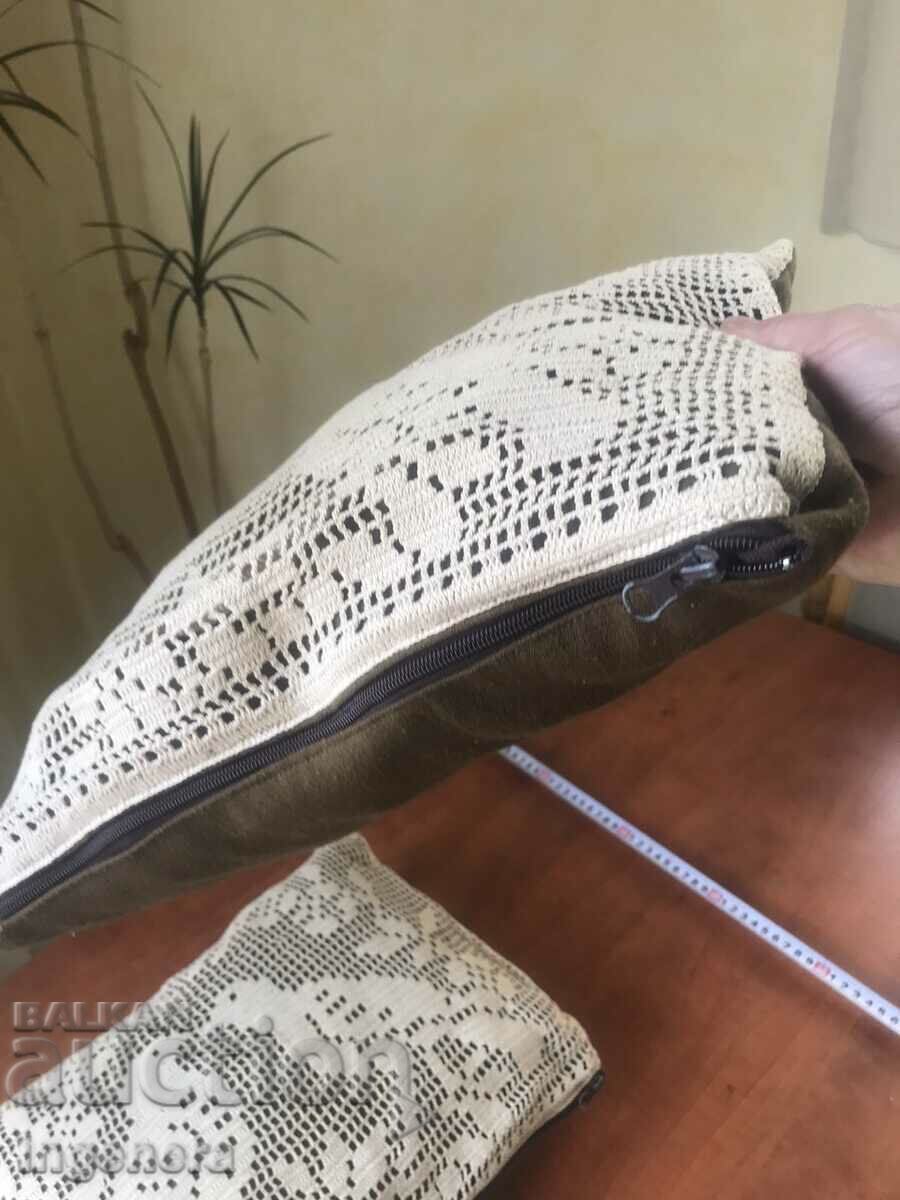 Delivery of DECORATIVE PILLOWS-2 PCS. DECORATING USE Delivery of DECORATIVE PILLOWS-2 PCS. DECORATING USE