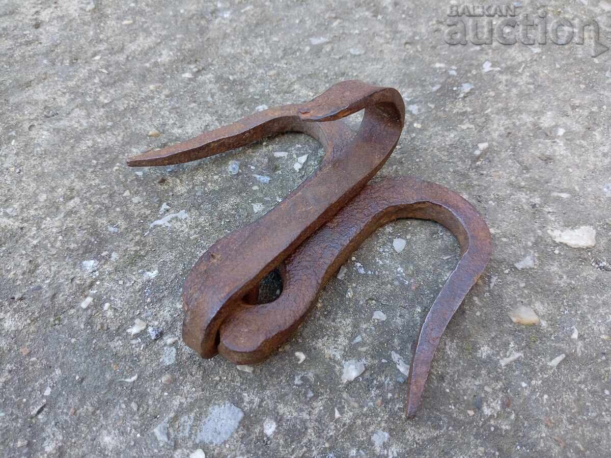 Antique Hand-Forged Hook, Hook, Anchor with price 31.00 BGN | € 15.85 Antique Hand-Forged Hook, Hook, Anchor with price 31.00 BGN | € 15.85