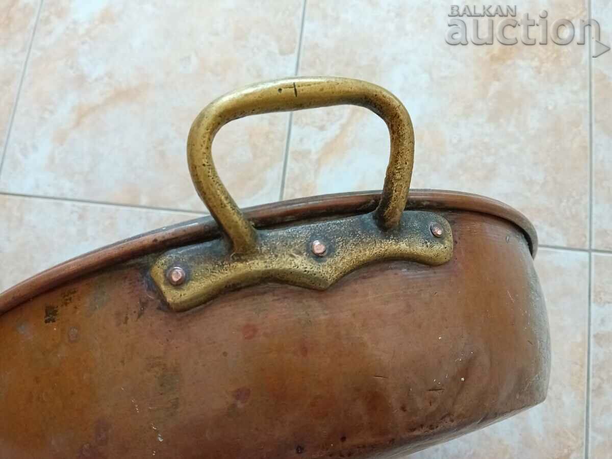 Delivery of Old copper tray for lutenica majun jam LARGE copper Delivery of Old copper tray for lutenica majun jam LARGE copper