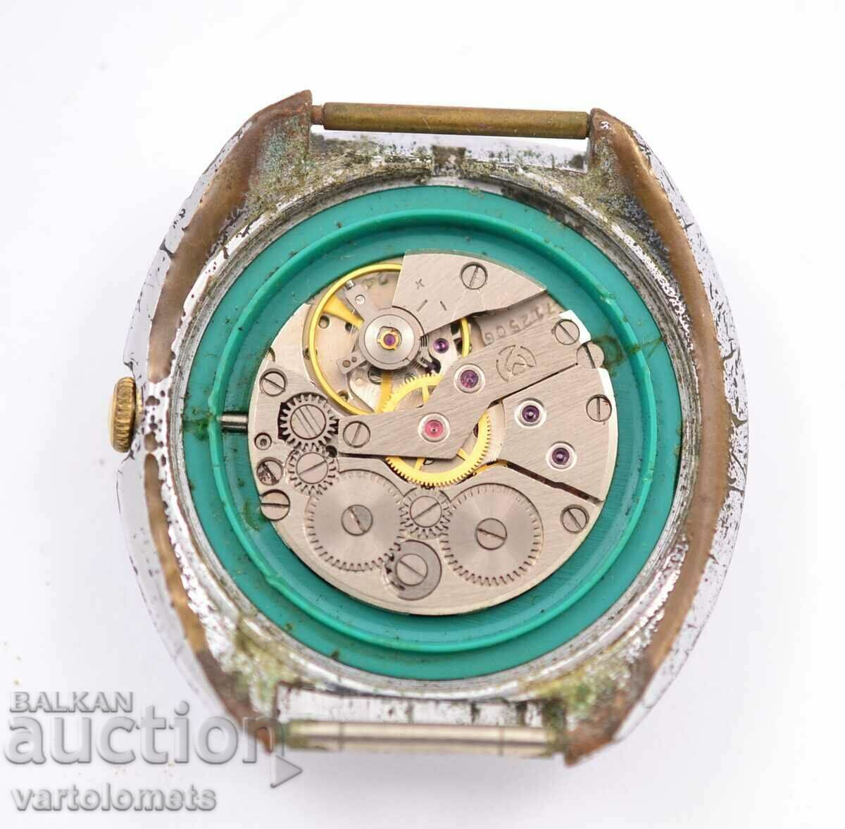GLORY USSR men's watch - works with price 8.00 BGN | € 4.09 GLORY USSR men's watch - works with price 8.00 BGN | € 4.09