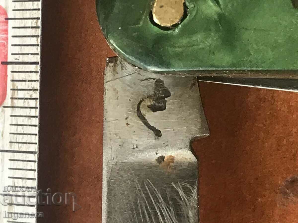 Delivery of FOLDING KNIFE BLADE LEG MARKED Delivery of FOLDING KNIFE BLADE LEG MARKED