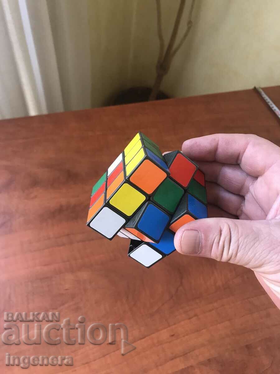 Delivery of RUBIK'S CUBE Delivery of RUBIK'S CUBE