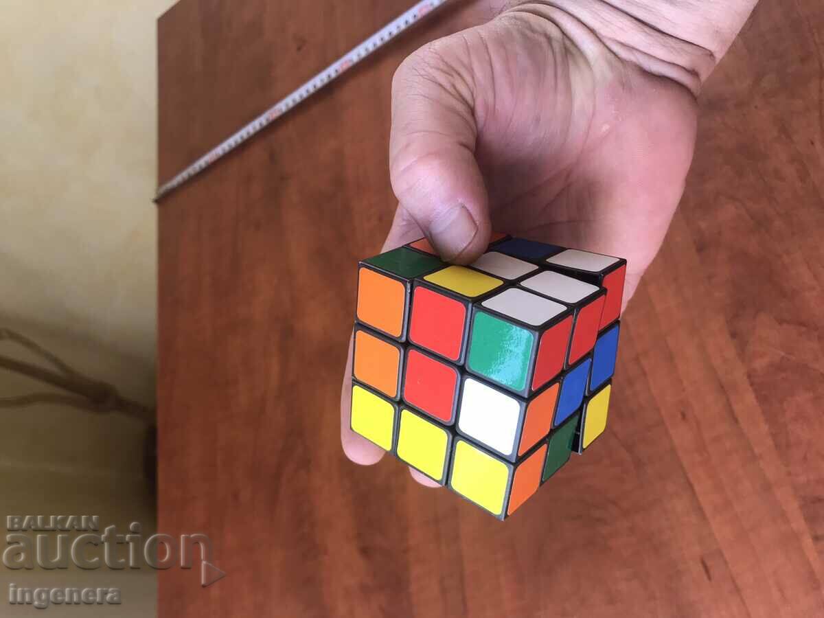RUBIK'S CUBE - 5 RUBIK'S CUBE - 5