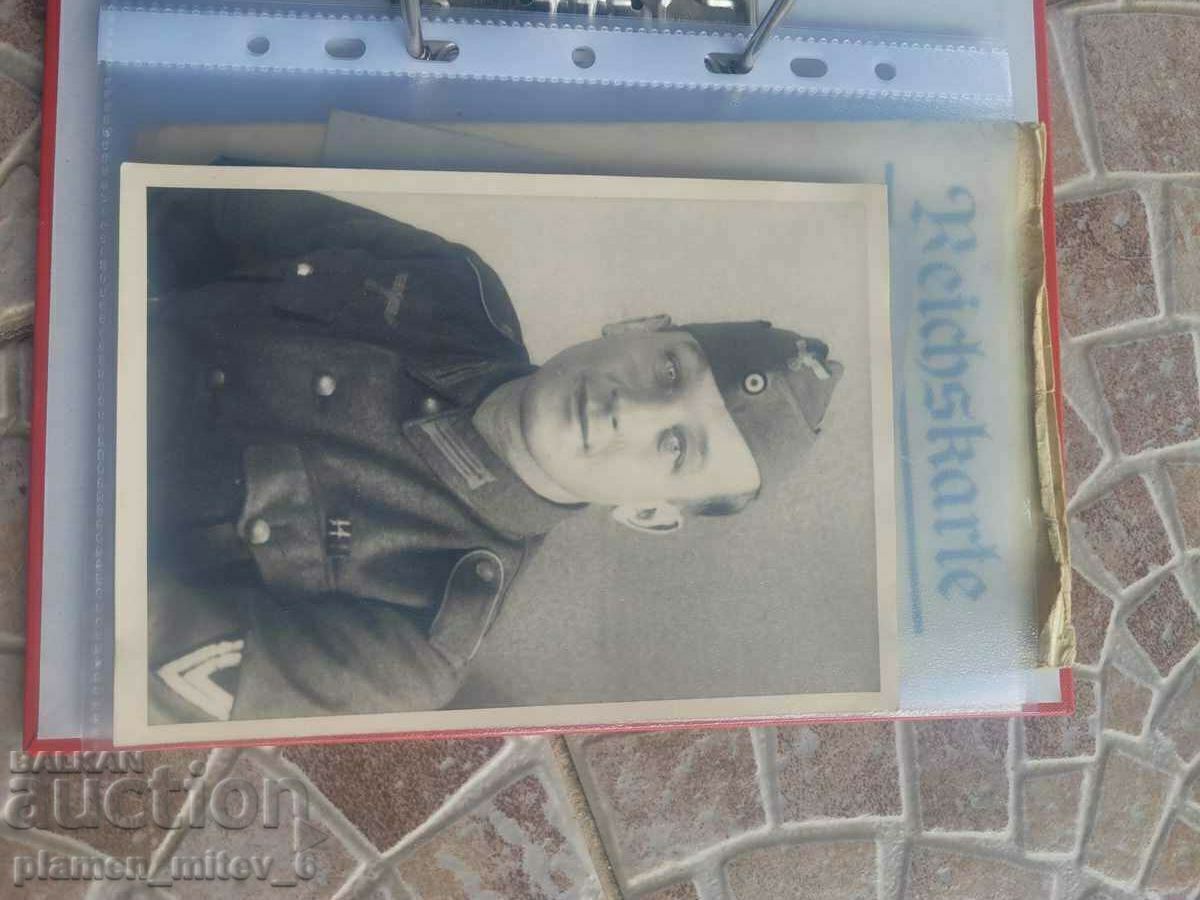 Delivery of Nazi documents of the Third Reich Delivery of Nazi documents of the Third Reich