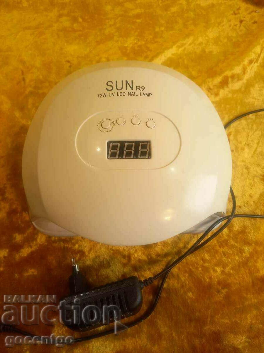 UV LED ЛАМПА за маникюр SUN R9 75 W