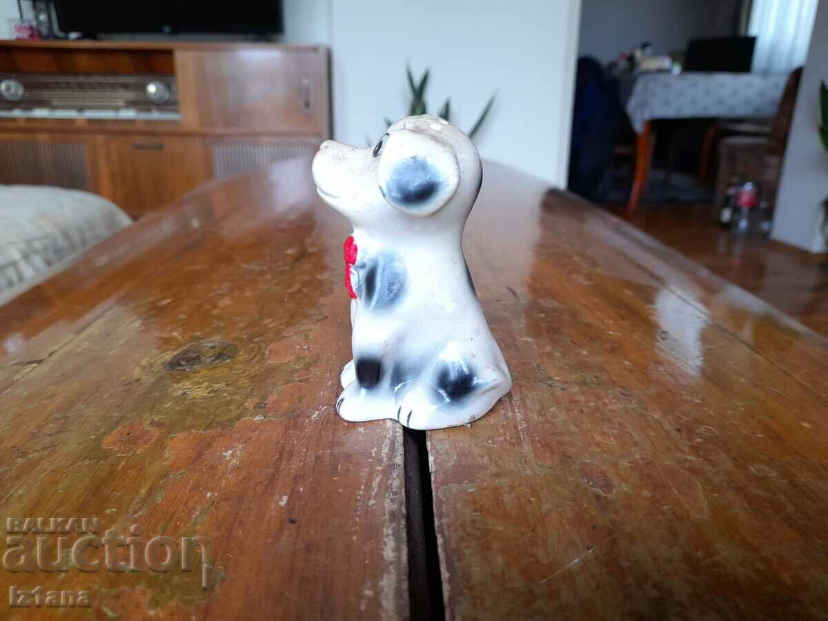 Delivery of Porcelain salt shaker Dog Delivery of Porcelain salt shaker Dog