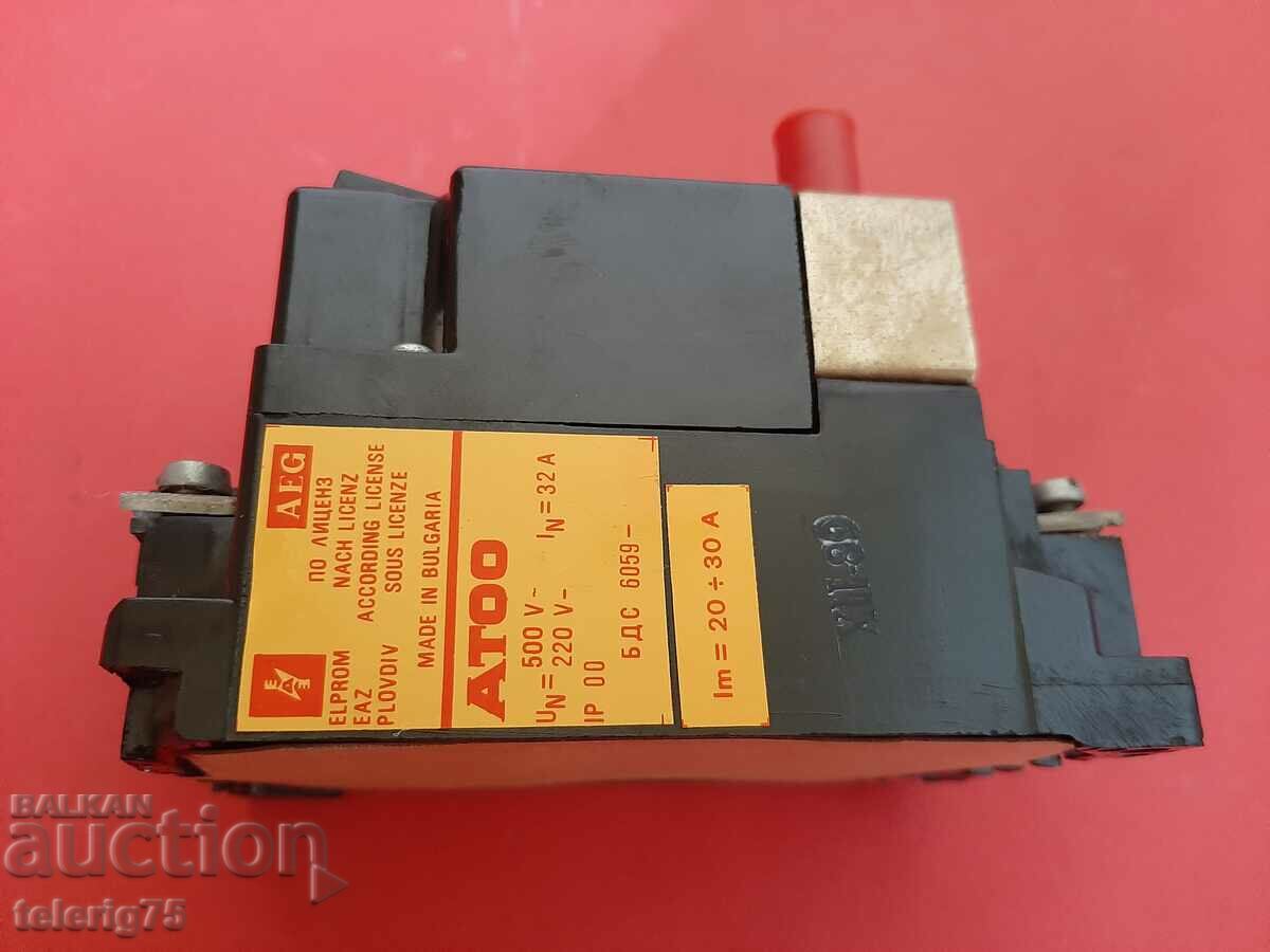 Auction  Motor protection according to Current-AT00, Three-phase-1.6A-2A-2.5A