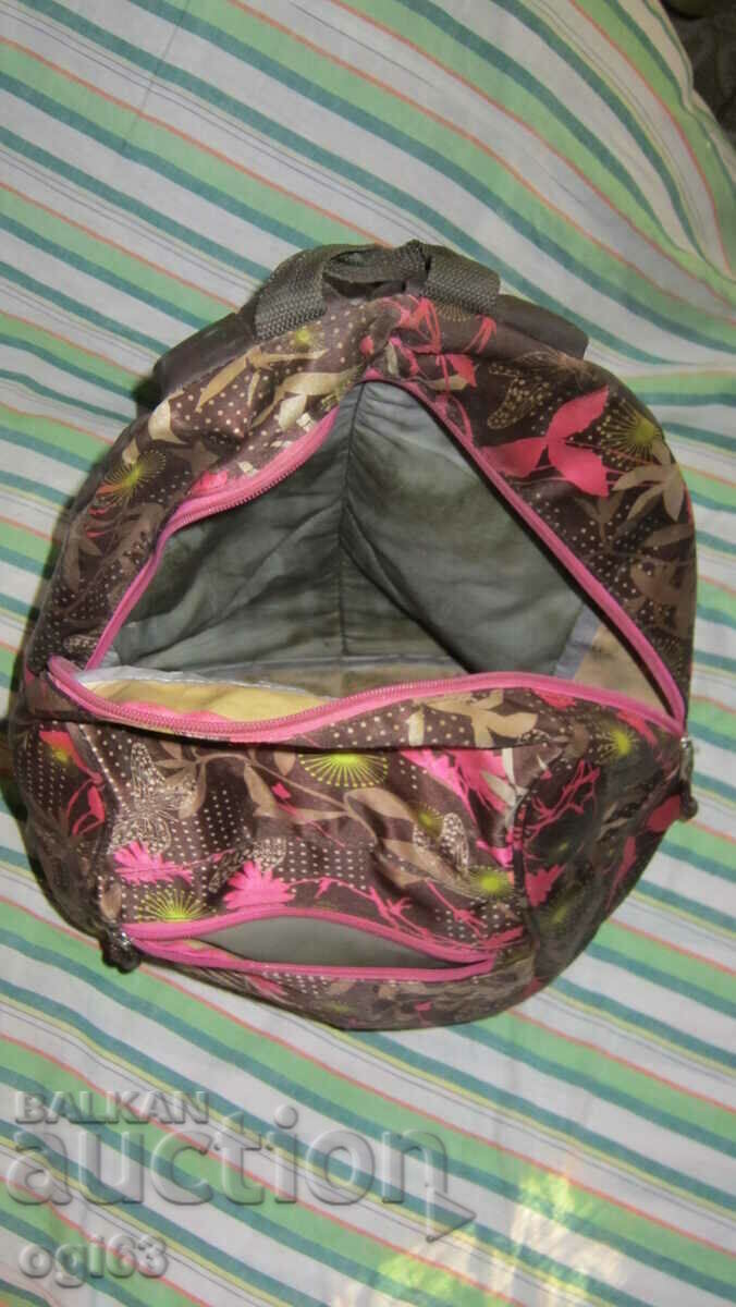 Auction Backpack 1 Auction Backpack 1