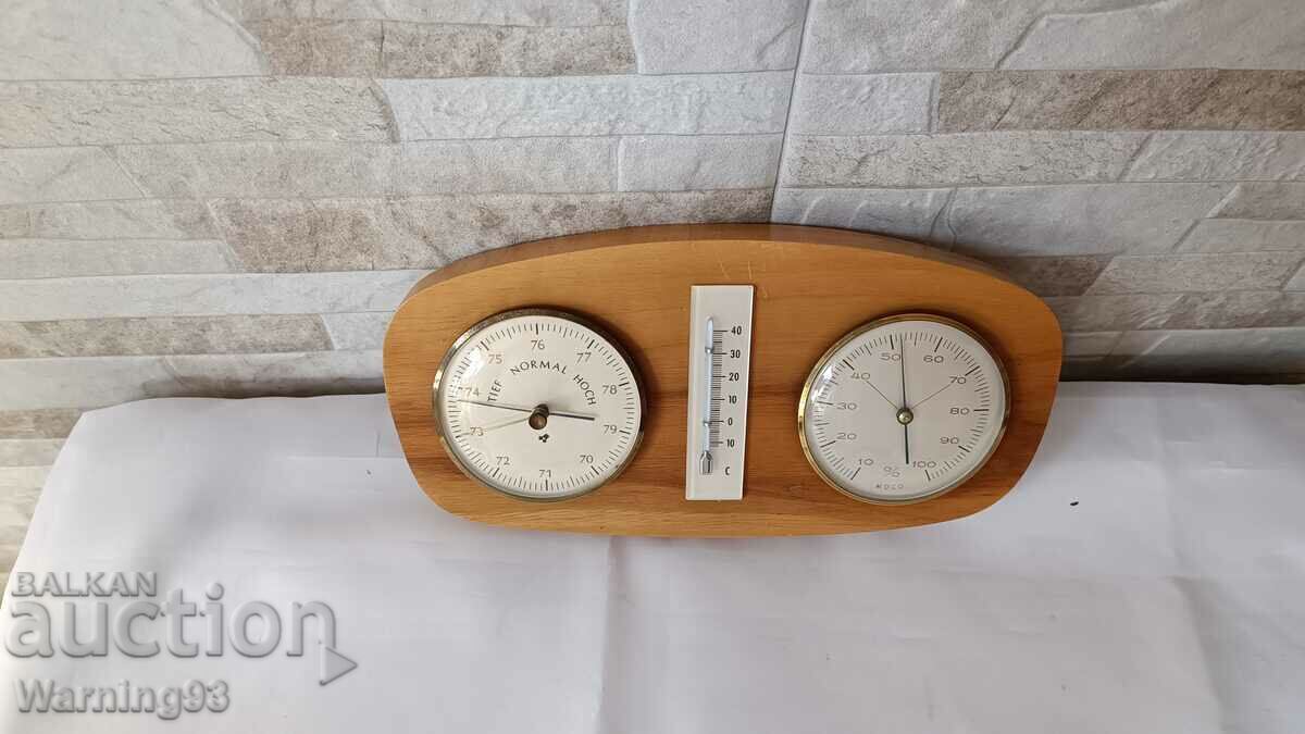 Barometru vechi german + termometru și higrometru - 1960. cu preț € 38.00 | 74.32 BGN