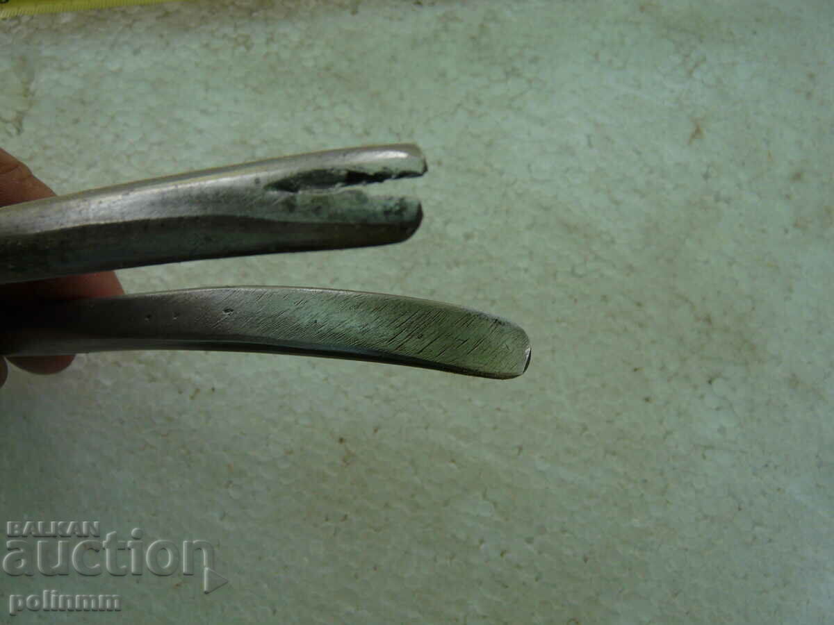 Old German Shoemaker's Pliers - 51 with price 50.00 BGN | € 25.56 Old German Shoemaker's Pliers - 51 with price 50.00 BGN | € 25.56