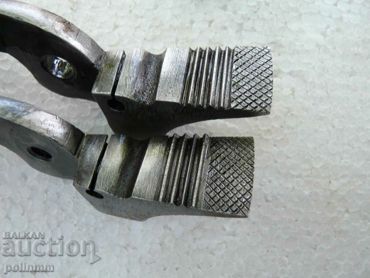 Delivery of Old German Shoemaker's Pliers - 51 Delivery of Old German Shoemaker's Pliers - 51