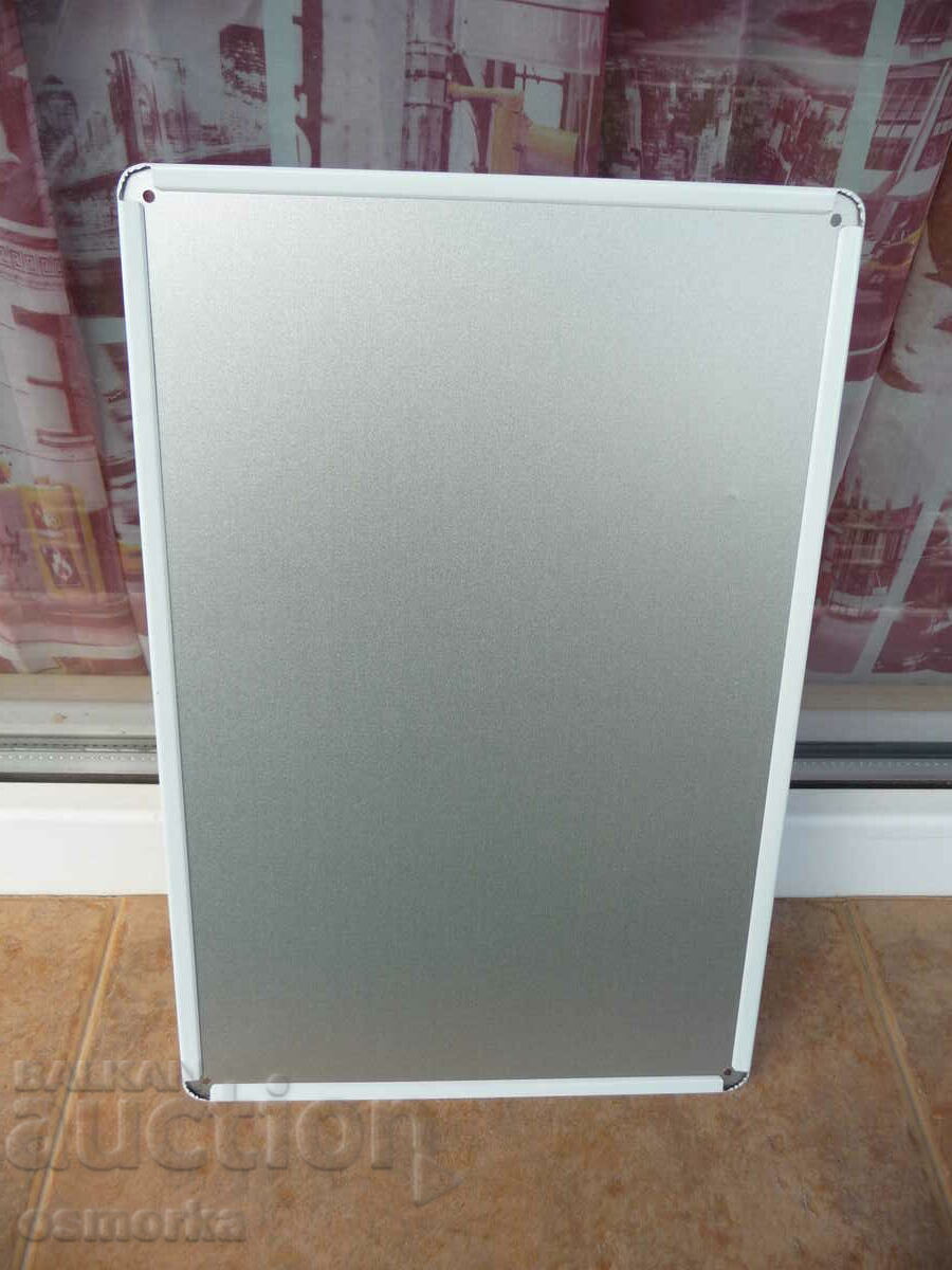 Auction Metal plate food ice cream on a stick ice fruit cold Auction Metal plate food ice cream on a stick ice fruit cold