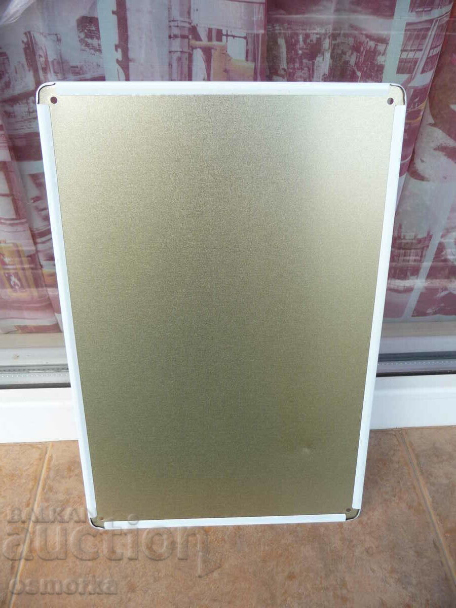 Auction Metal plate food milkshake strawberry fruit shakes Auction Metal plate food milkshake strawberry fruit shakes