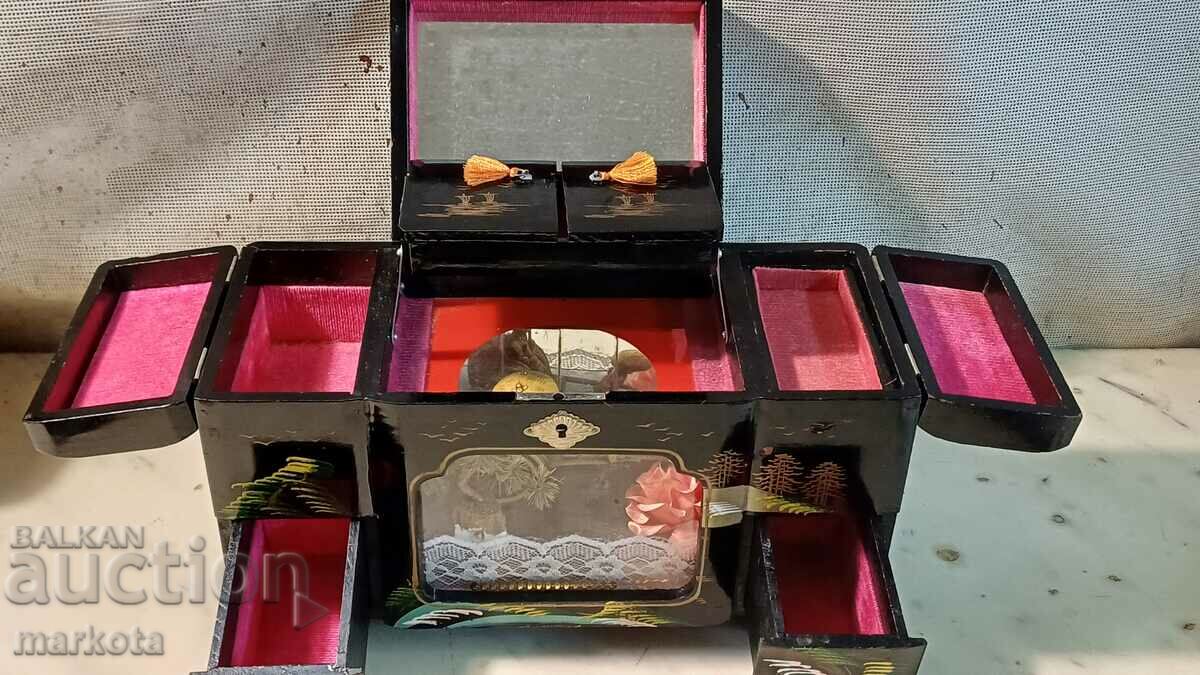 Vintage ξύλινο ιαπωνικό μουσικό κουτί για κοσμήματα