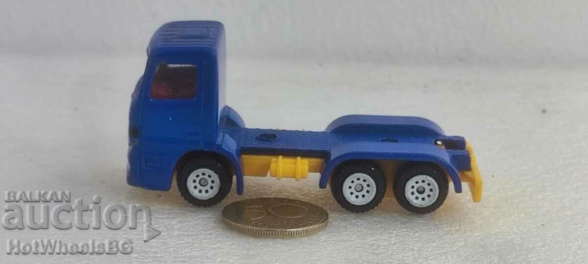SIKU TOYS- Track Mercedes tractor with price 3.99 BGN | € 2.04 SIKU TOYS- Track Mercedes tractor with price 3.99 BGN | € 2.04