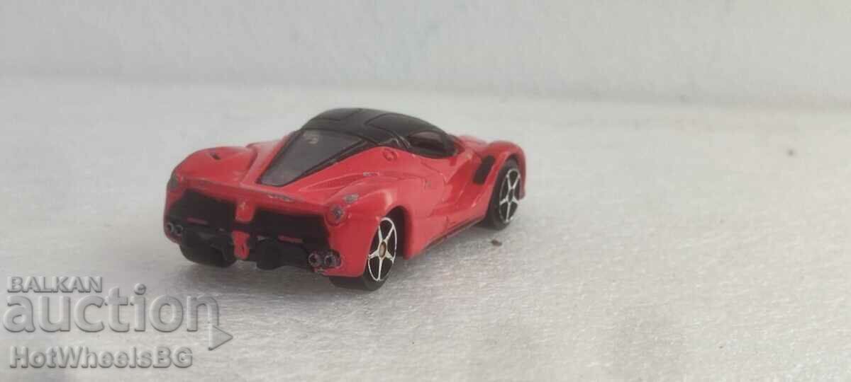 Delivery of Bburago toys - la Ferrari Ferrari Delivery of Bburago toys - la Ferrari Ferrari
