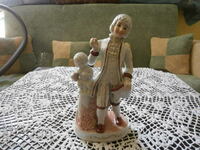 Porcelain figure 25cm