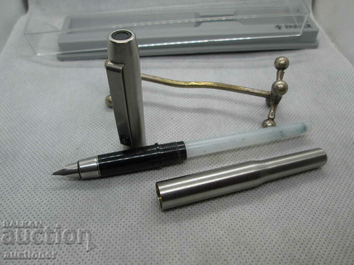OLD PARKER PEN, PARKER NEW STEEL - 5 OLD PARKER PEN, PARKER NEW STEEL - 5