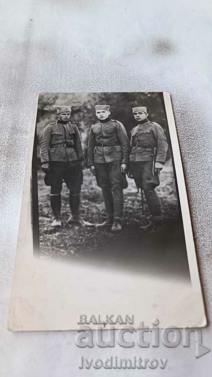 Photo Pirot Three Soldiers 1927