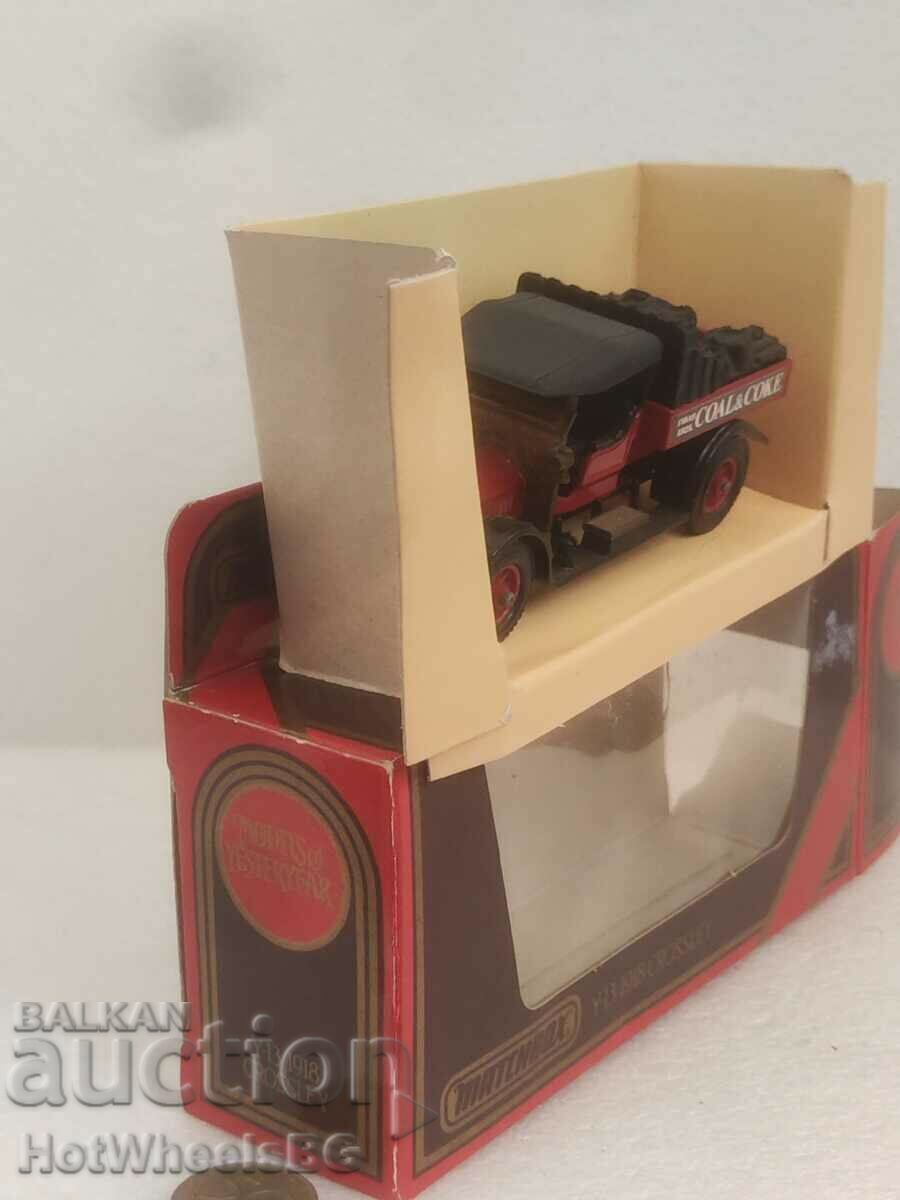 Delivery of Matchbox Yesteryear England Y-13/3 from 1985. Delivery of Matchbox Yesteryear England Y-13/3 from 1985.