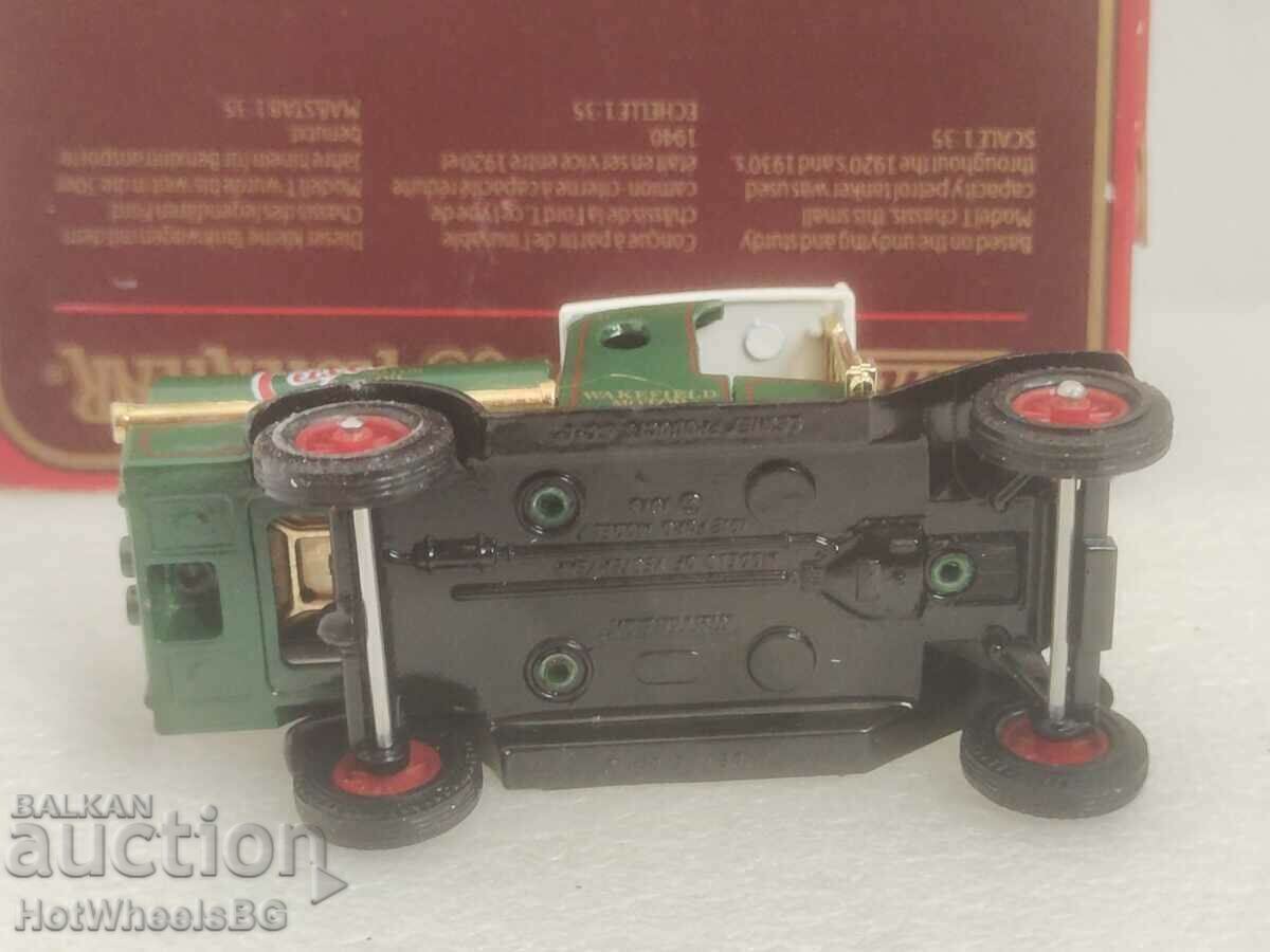 Delivery of Matchbox Yesteryear England Y-3/4 from 1981. Delivery of Matchbox Yesteryear England Y-3/4 from 1981.