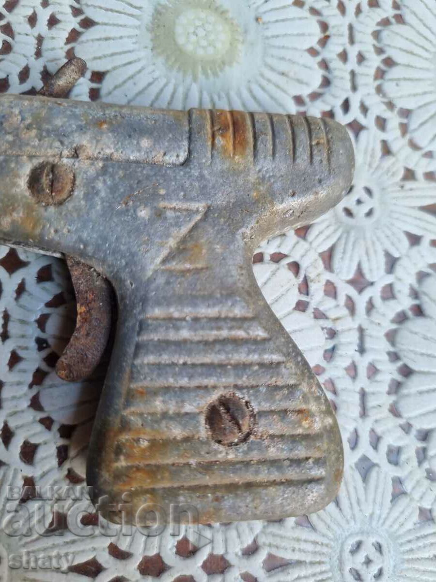 Delivery of Old guns Delivery of Old guns