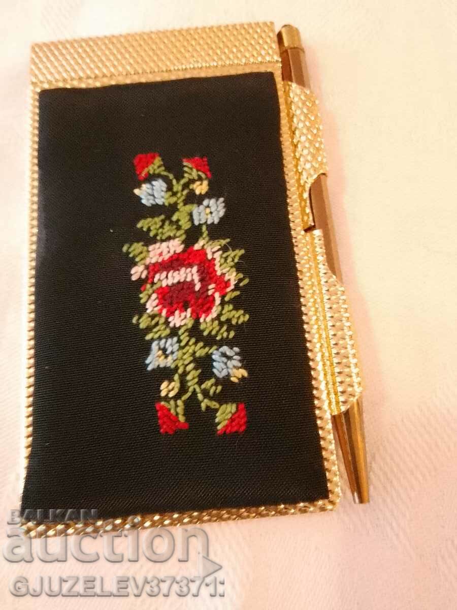 Vintage κεντημένο σημειωματάριο τσέπης με μολύβι Ελάχιστα χρησιμοποιημένο