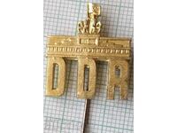 16748 Badge - DDR Brandenburg Gate