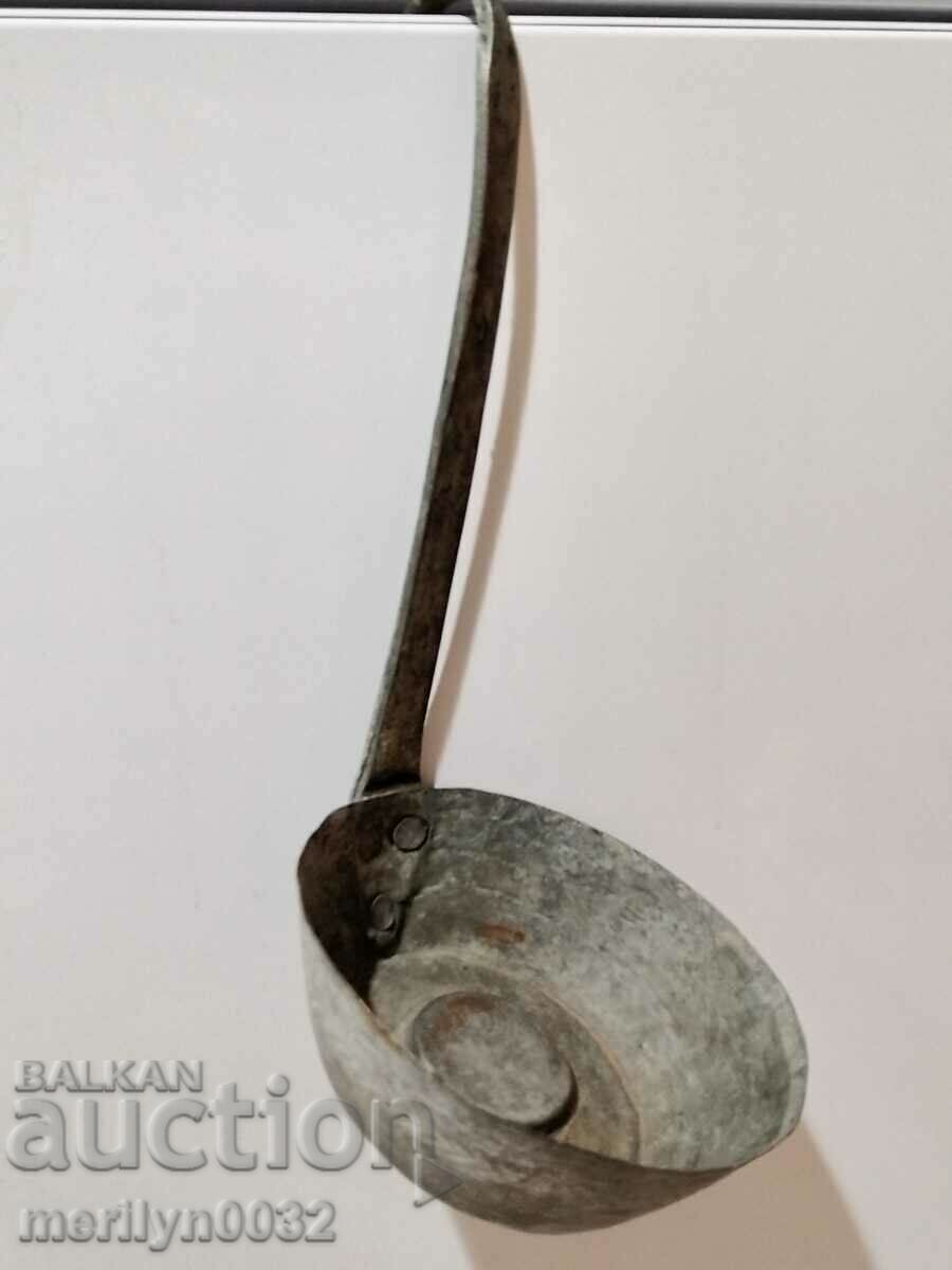 Παλιό χάλκινο σιντριβάνι κουτάλα kishkil καπάκι χαλκό με τιμή 69.00 BGN | € 35.28 Παλιό χάλκινο σιντριβάνι κουτάλα kishkil καπάκι χαλκό με τιμή 69.00 BGN | € 35.28