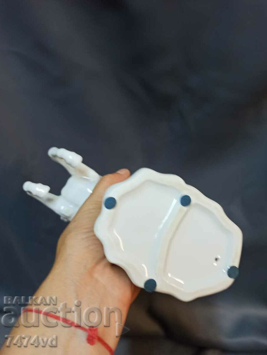 Porcelain sculpture of a horse 20 cm high - 6 Porcelain sculpture of a horse 20 cm high - 6