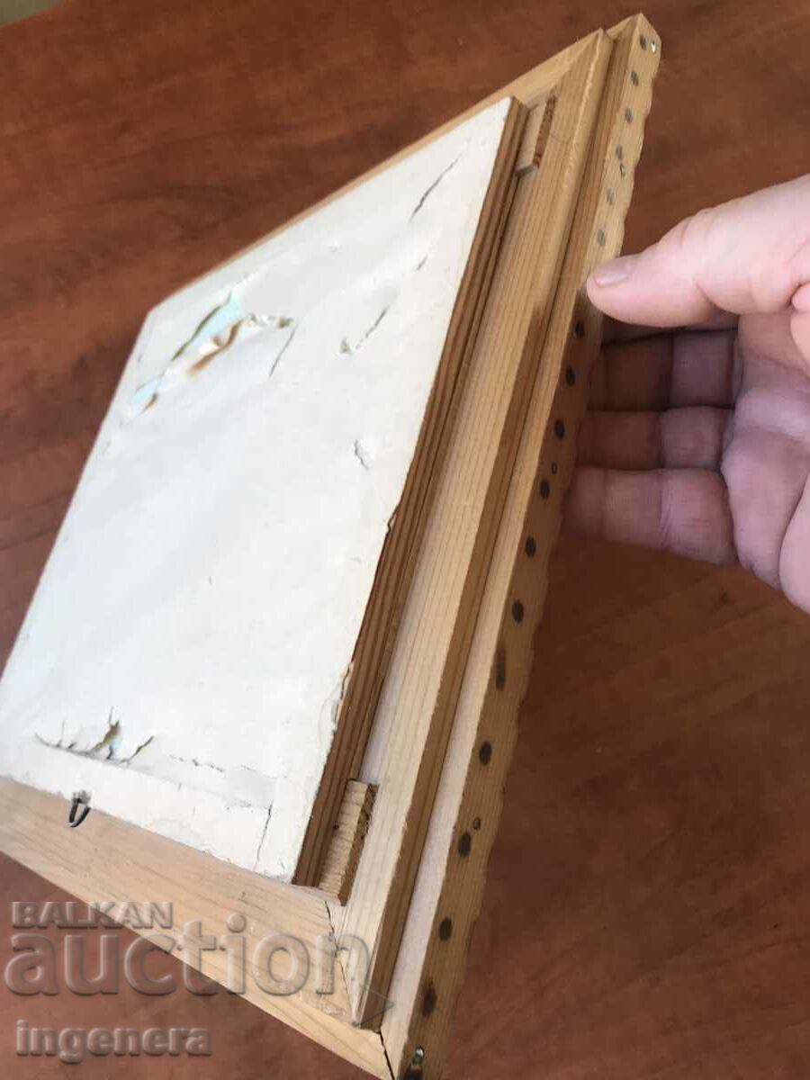 EARLY SOCIETY TAPESTRY SEWED PANEL WOOD FRAME - 7 EARLY SOCIETY TAPESTRY SEWED PANEL WOOD FRAME - 7