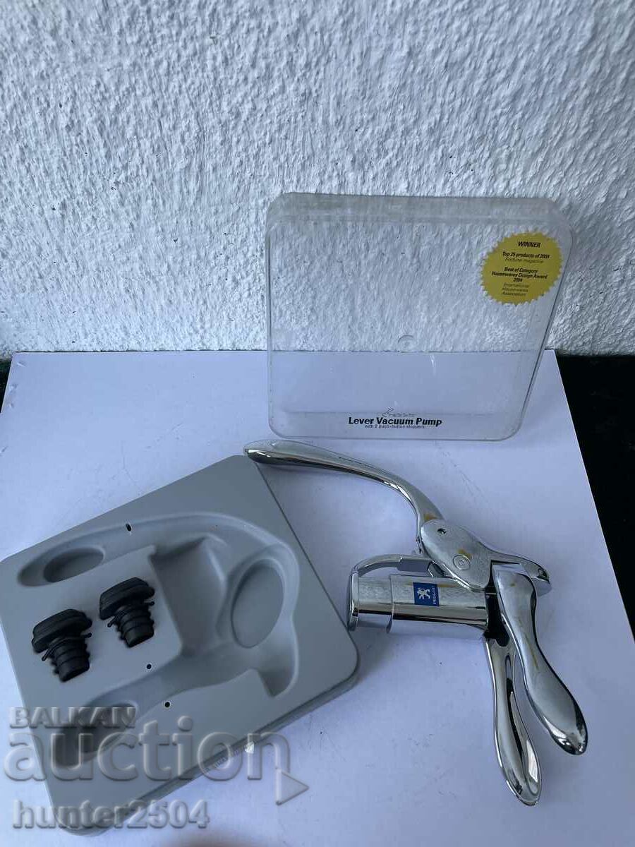 Pompanova, Franța cu preț € 17.95 | 35.11 BGN