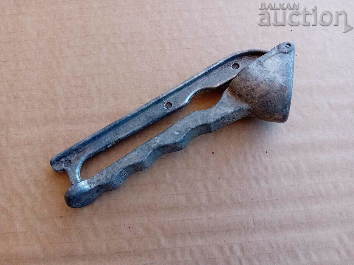 antique press spice press retro vintage with price 21.00 BGN | € 10.74