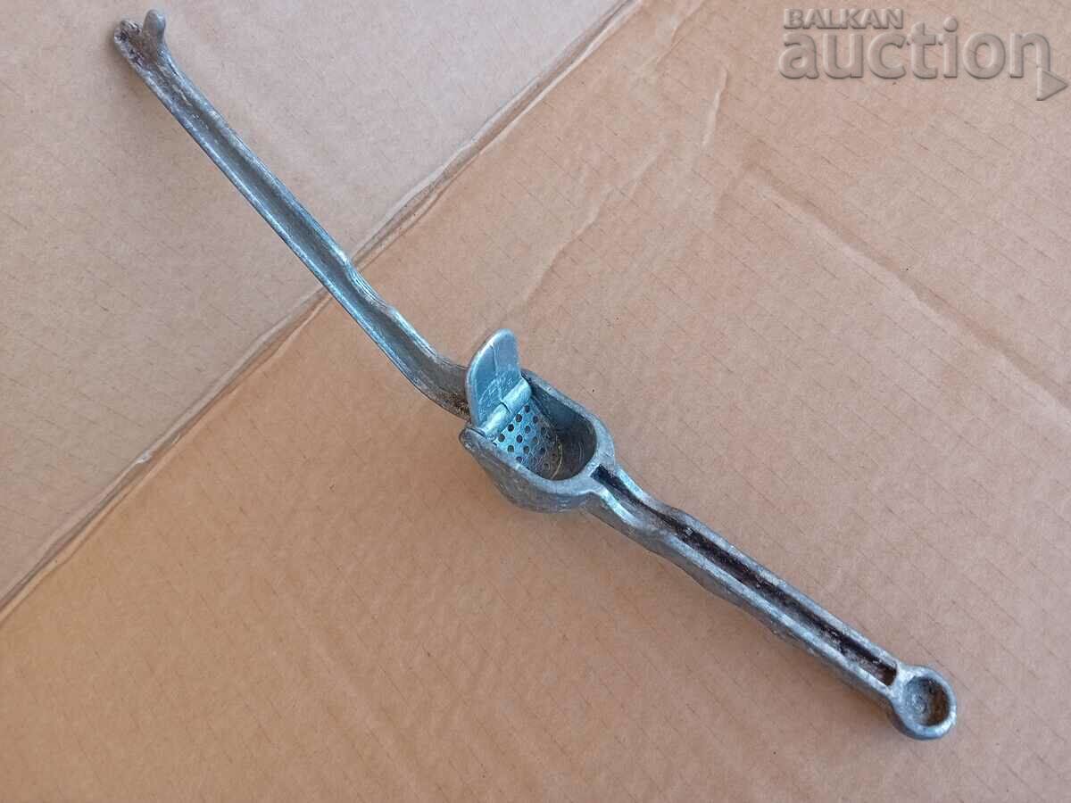 Delivery of antique press spice press retro vintage