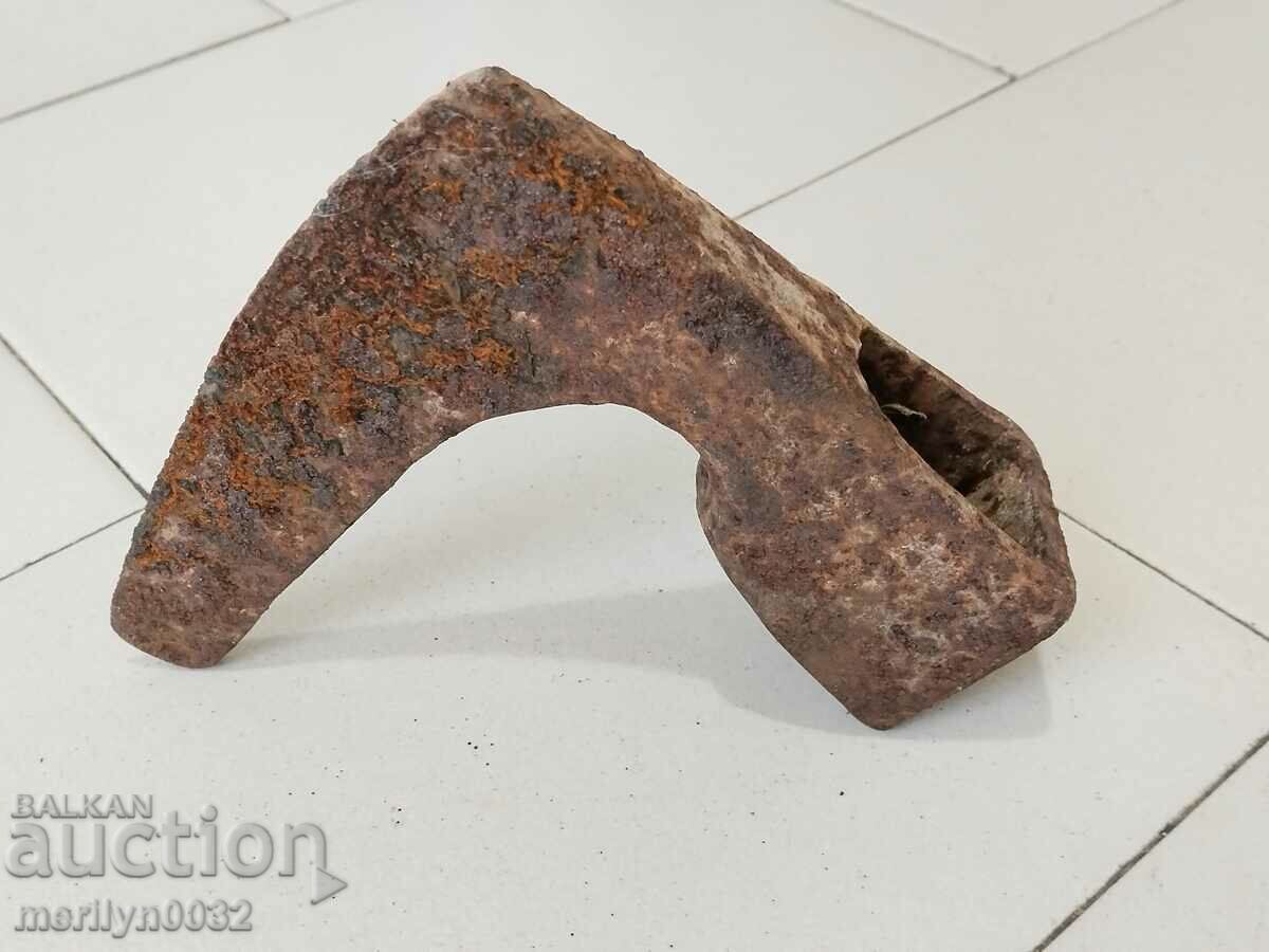 Old ax ax tool wrought iron - 6 Old ax ax tool wrought iron - 6