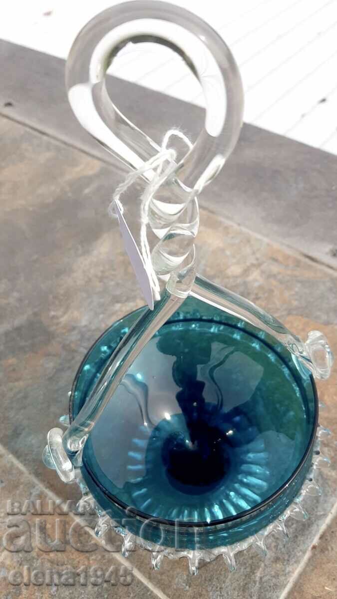 Auction Venetian glass basket Auction Venetian glass basket