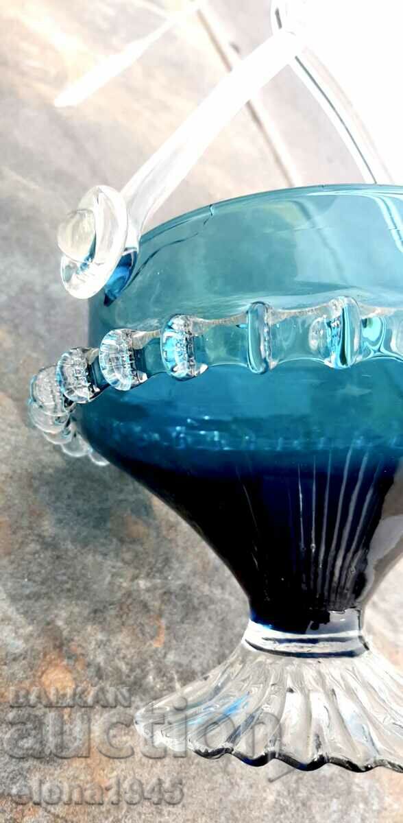 Delivery of Venetian glass basket Delivery of Venetian glass basket