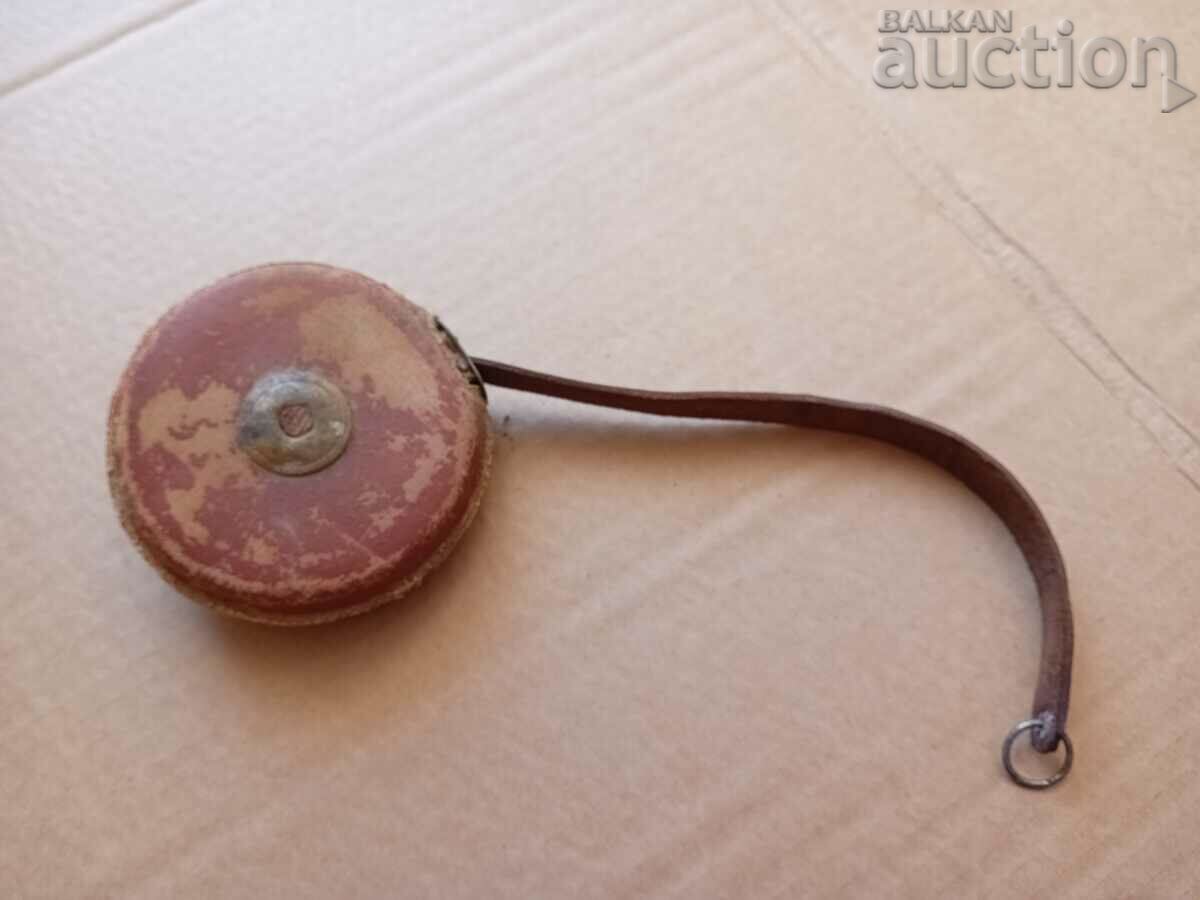 Δημοπρασία αντίκα πρωτόγονη μεζούρα από δέρμα Δημοπρασία αντίκα πρωτόγονη μεζούρα από δέρμα