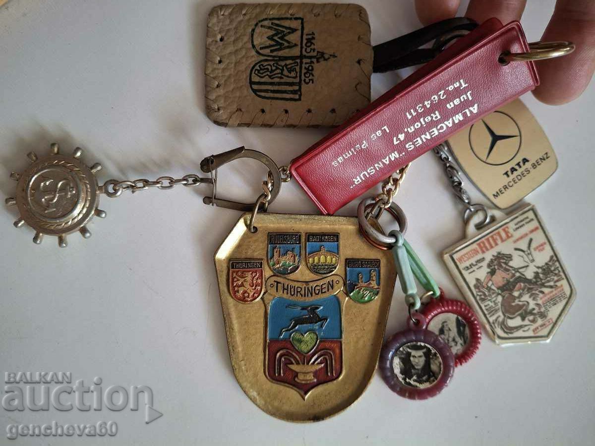 Collection of rare old keychains, compass and etc - 7